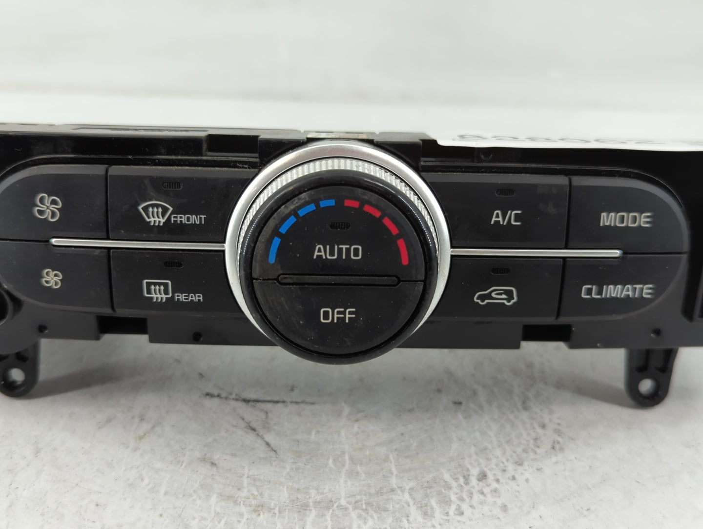 2017-2019 Kia Soul Climate Control Module Temperature AC/Heater Replacement P/N:97250-B2DQ1CA Fits Fits 2017 2018 2019 OEM Used Auto Parts - Oemusedautoparts1.com