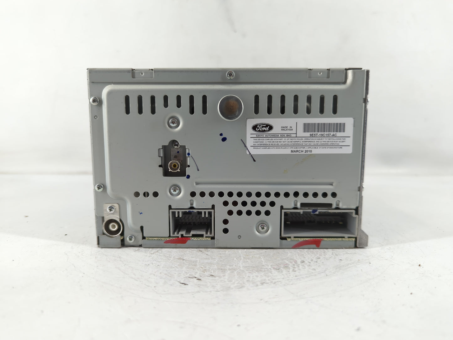 2010 Ford Fusion Radio AM FM Cd Player Receiver Replacement P/N:9E5T-19C157-AC Fits OEM Used Auto Parts - Oemusedautoparts1.com
