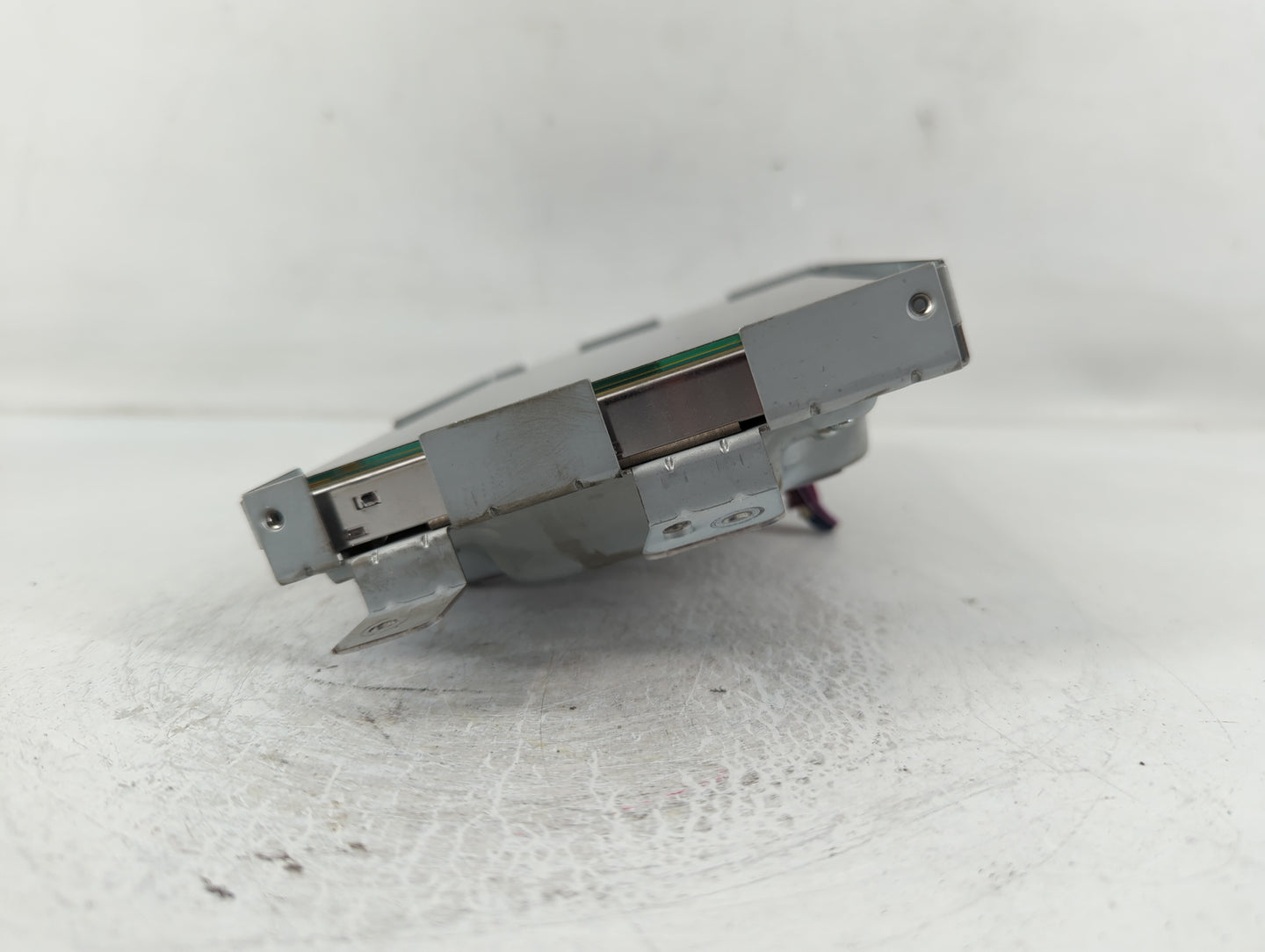 2017-2018 Jaguar Xe Information Display Screen - Oemusedautoparts1.com