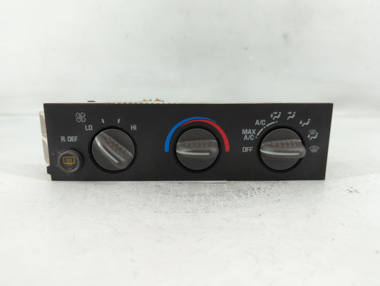 2005 Chevrolet Express 3500 Climate Control Module Temperature AC/Heater Replacement P/N:16202950 Fits OEM Used Auto Parts - Oemusedautoparts1.com