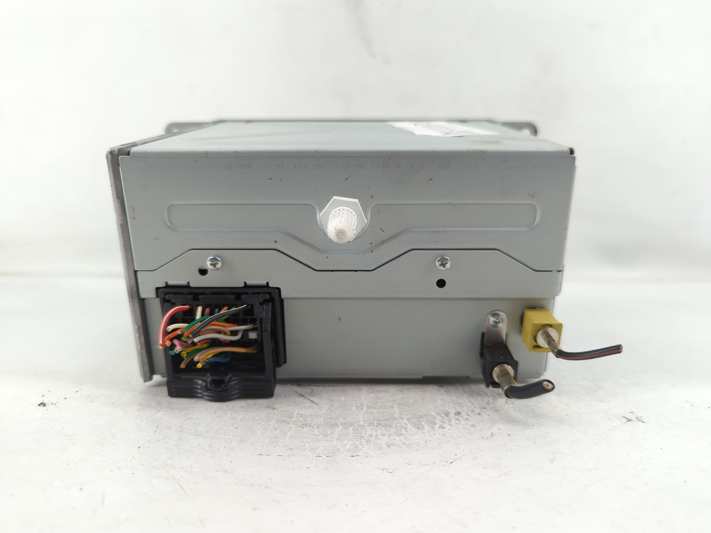 2010 Gmc Terrain Radio AM FM Cd Player Receiver Replacement P/N:20907419 Fits Fits 2011 OEM Used Auto Parts - Oemusedautoparts1.com