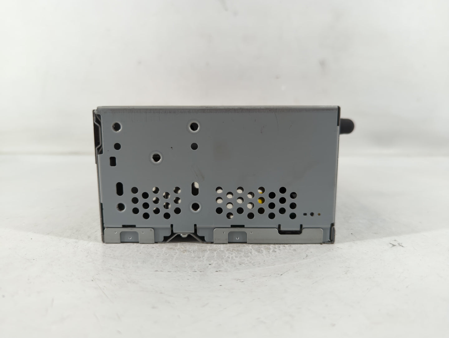 2014-2017 Ford Explorer Radio AM FM Cd Player Receiver Replacement P/N:EB5T-19C107-FA Fits Fits 2014 2015 2016 2017 OEM Used Auto Parts - Oemusedautoparts1.com