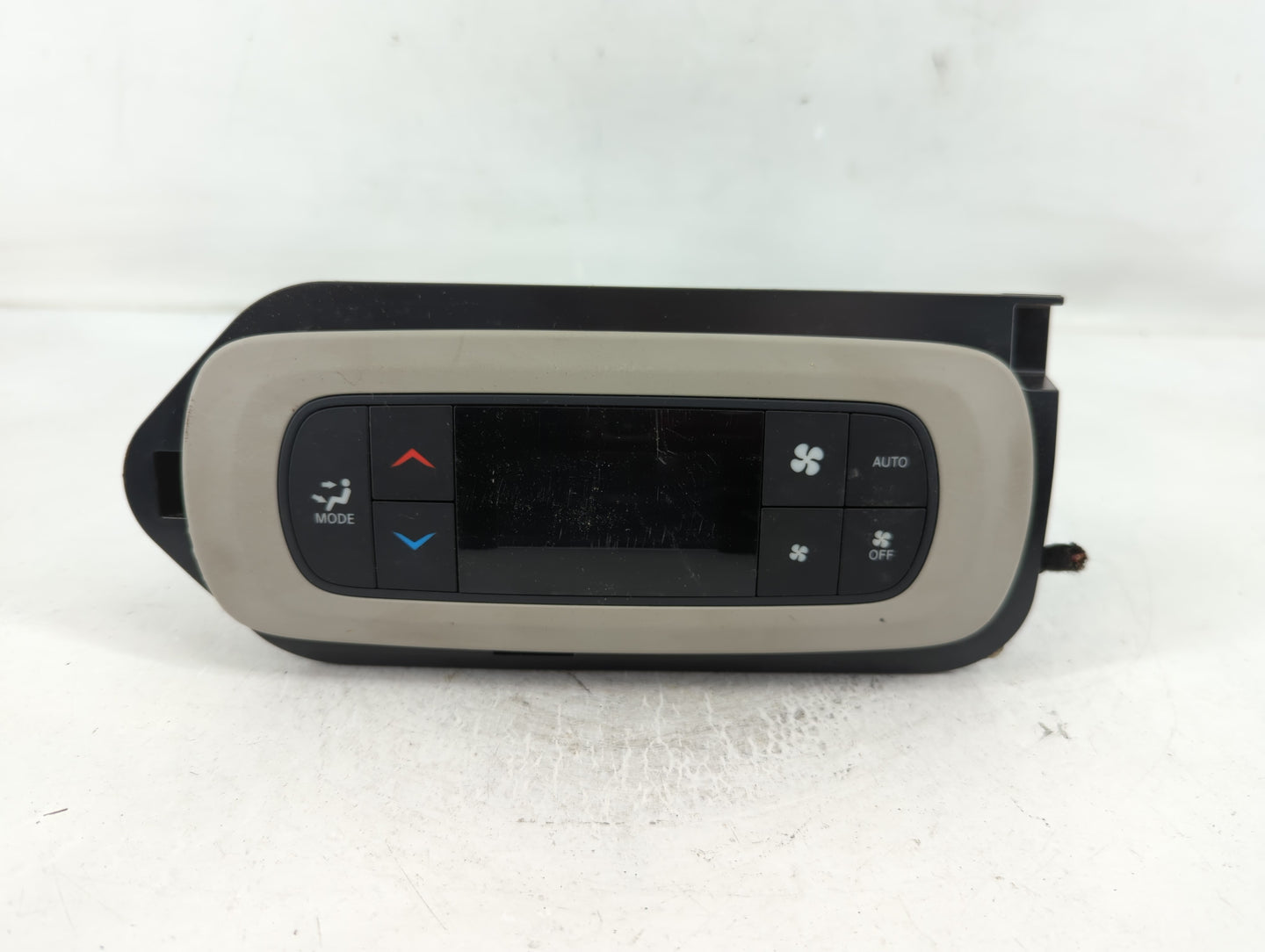 2018-2020 Chrysler Pacifica Climate Control Module Temperature AC/Heater Replacement P/N:P68395990AA Fits Fits 2018 2019 2020 OEM Used Auto Parts - Oemusedautoparts1.com