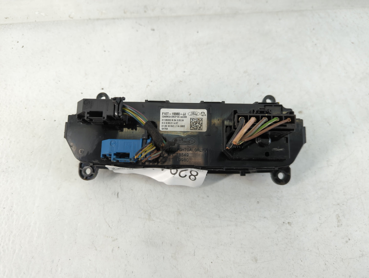 2015-2018 Ford Focus Climate Control Module Temperature AC/Heater Replacement P/N:F1ET-19980-JJ Fits Fits 2015 2016 2017 2018 OEM Used Auto Parts - Oemusedautoparts1.com