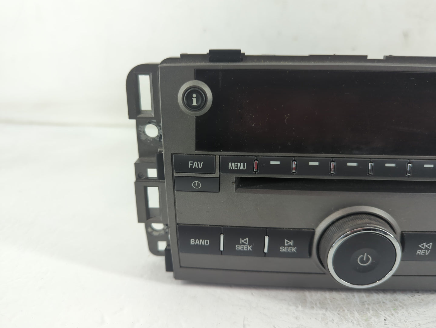 2008 Saturn Vue Radio AM FM Cd Player Receiver Replacement P/N:25956992 Fits OEM Used Auto Parts - Oemusedautoparts1.com