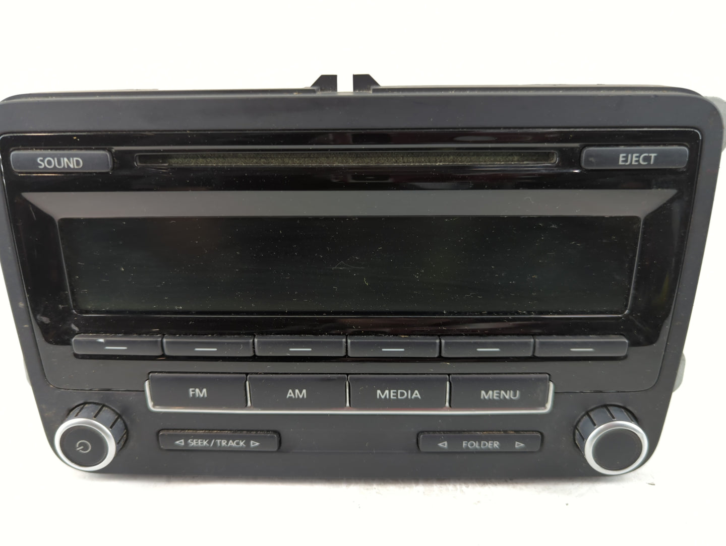 2012-2016 Volkswagen Beetle Radio AM FM Cd Player Receiver Replacement P/N:1K0 035 164 D Fits Fits 2011 2012 2013 2014 2015 2016 OEM Used Auto Parts - Oemusedautoparts1.com