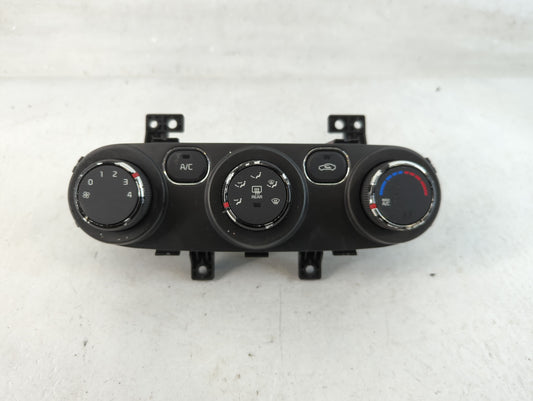 2017-2018 Kia Forte Climate Control Module Temperature AC/Heater Replacement P/N:97250-B0AA0 Fits Fits 2017 2018 OEM Used Auto Parts - Oemusedautoparts1.com