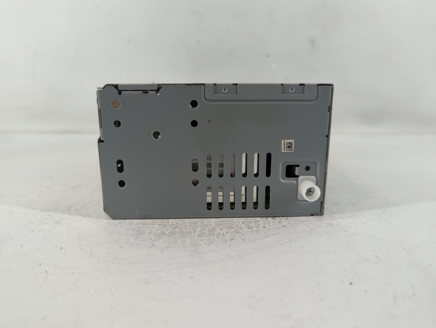 2020 Ford Edge Radio AM FM Cd Player Receiver Replacement P/N:CQ-HJ39N34MB Fits OEM Used Auto Parts - Oemusedautoparts1.com