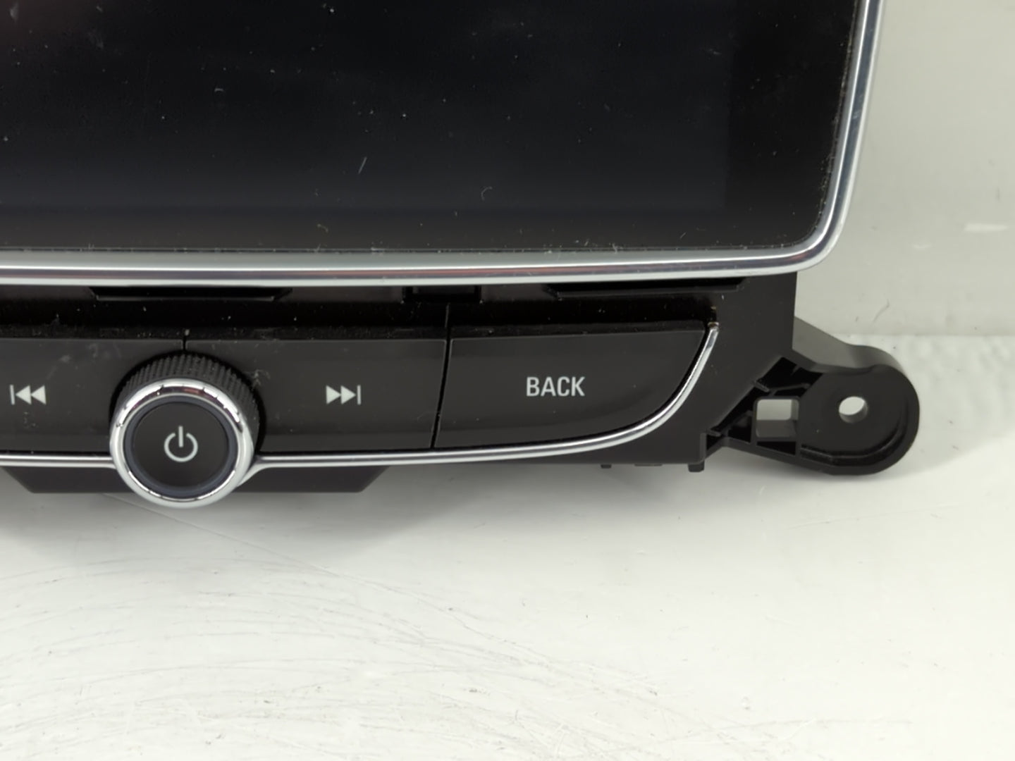 2017-2021 Buick Encore Radio AM FM Cd Player Receiver Replacement P/N:42670751 Fits Fits 2017 2018 2019 2020 2021 OEM Used Auto Parts - Oemusedautoparts1.com