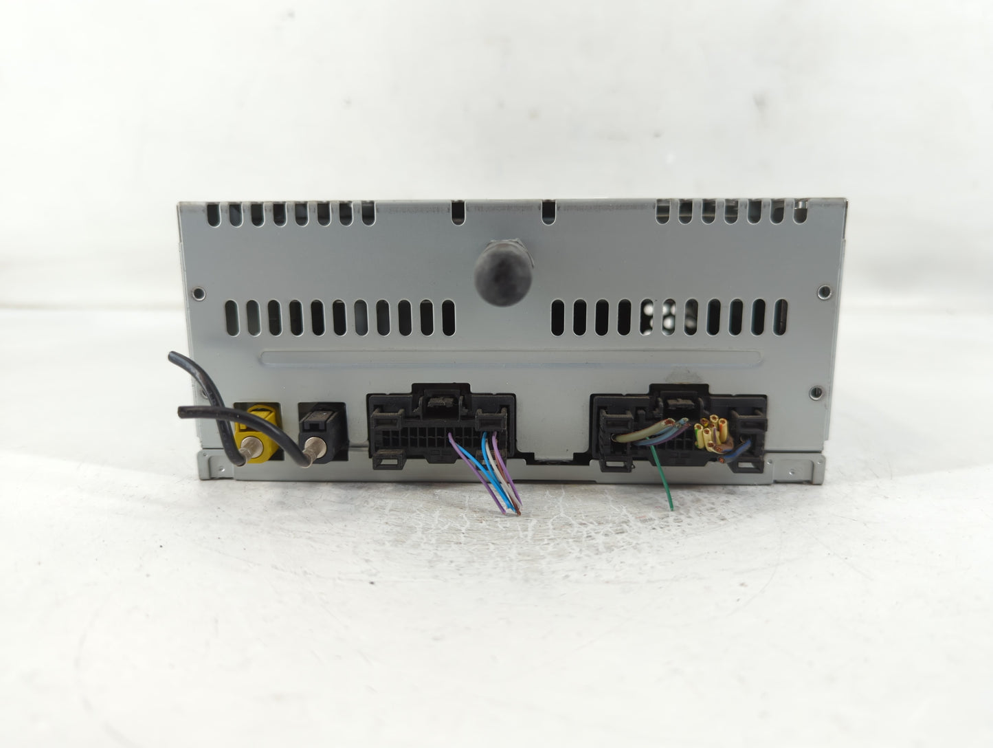 2014 Ford Explorer Radio AM FM Cd Player Receiver Replacement P/N:EB5T-19C107-EA Fits OEM Used Auto Parts - Oemusedautoparts1.com