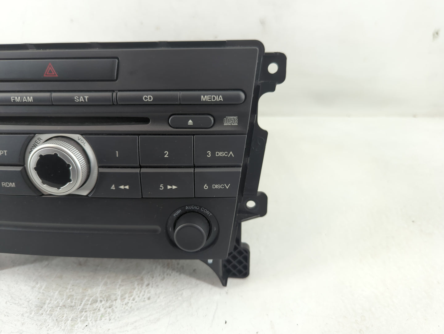 2007-2009 Mazda Cx-7 Radio AM FM Cd Player Receiver Replacement P/N:EG23 66 AR0A Fits Fits 2007 2008 2009 OEM Used Auto Parts - Oemusedautoparts1.com