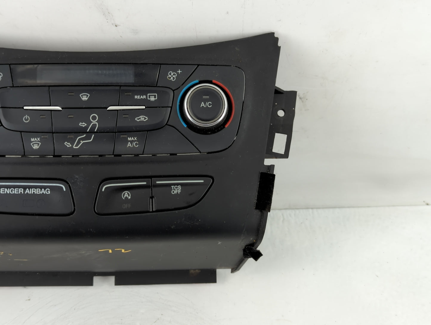 2017 Ford Escape Climate Control Module Temperature AC/Heater Replacement P/N:GJ5T-18C612-EA Fits OEM Used Auto Parts - Oemusedautoparts1.com