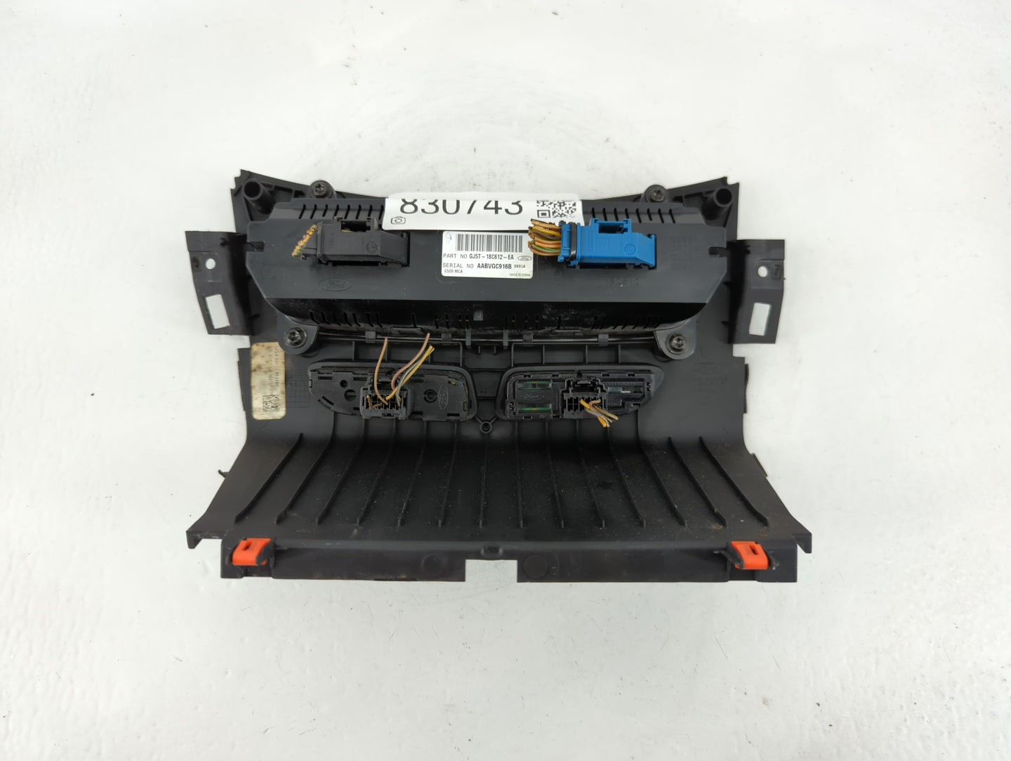 2017 Ford Escape Climate Control Module Temperature AC/Heater Replacement P/N:GJ5T-18C612-EA Fits OEM Used Auto Parts - Oemusedautoparts1.com