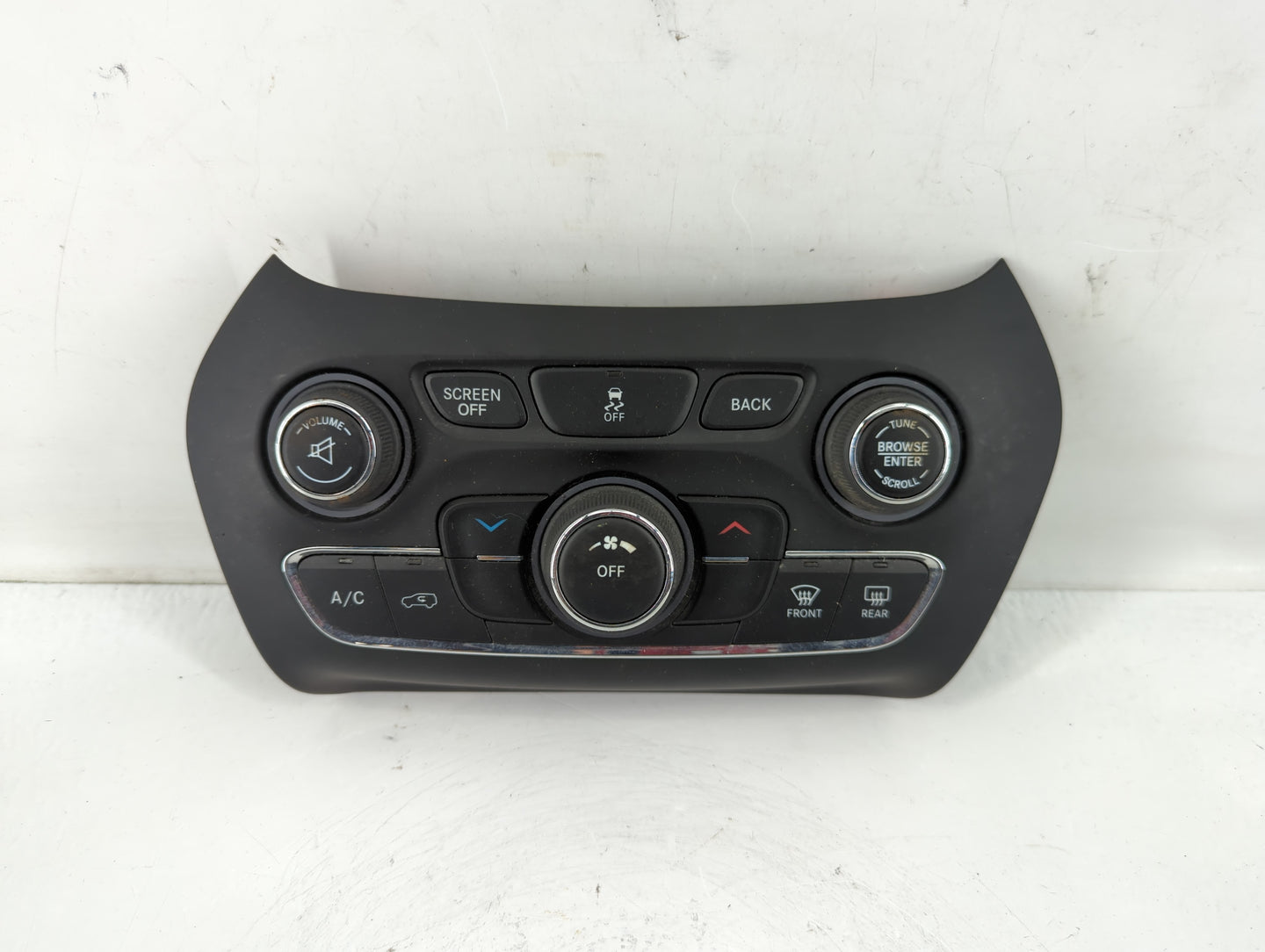 2015-2018 Jeep Cherokee Climate Control Module Temperature AC/Heater Replacement P/N:68293521AC Fits Fits 2015 2016 2017 2018 OEM Used Auto Parts - Oemusedautoparts1.com