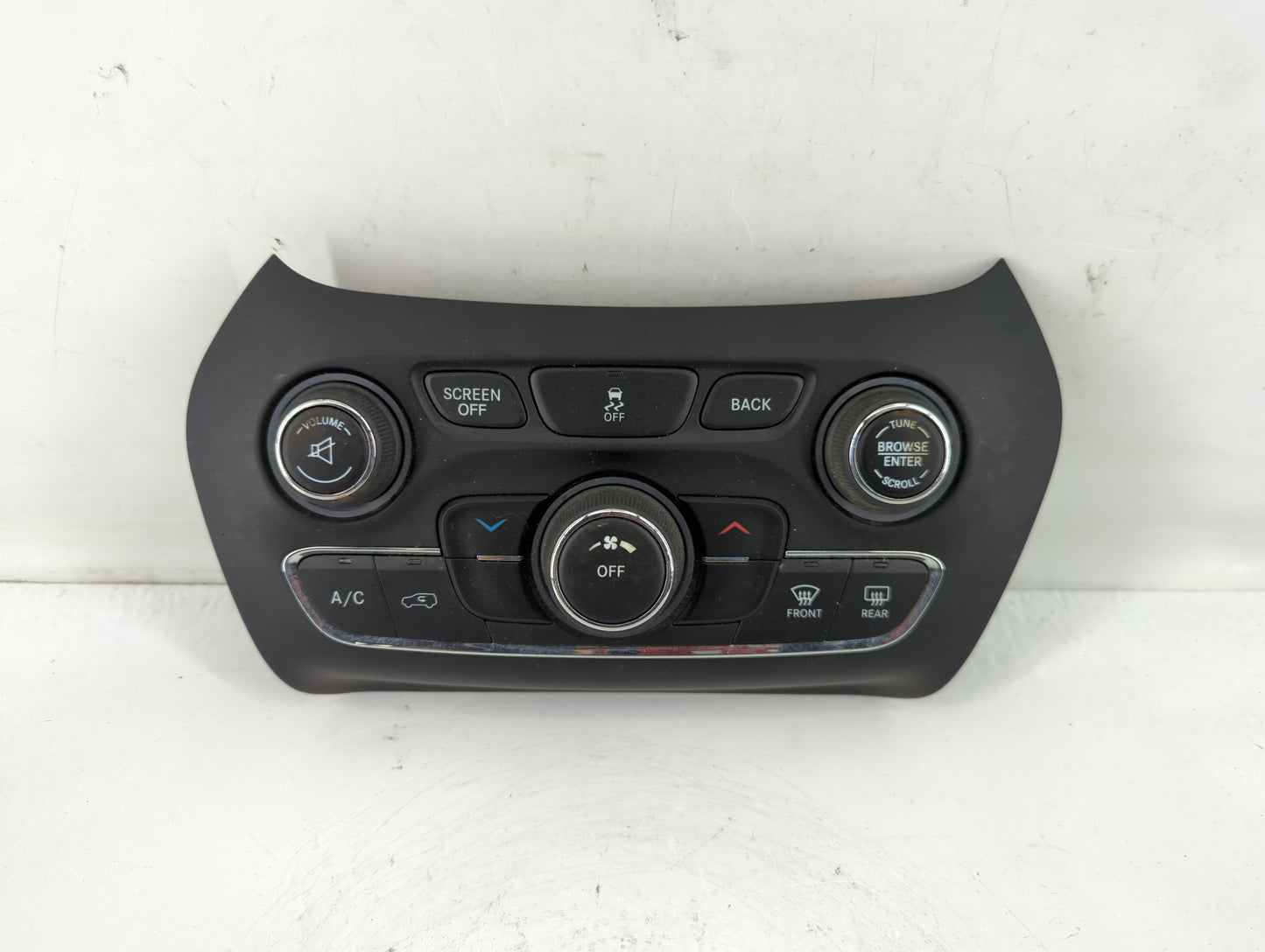 2015-2018 Jeep Cherokee Climate Control Module Temperature AC/Heater Replacement P/N:68293521AC Fits Fits 2015 2016 2017 2018 OEM Used Auto Parts - Oemusedautoparts1.com