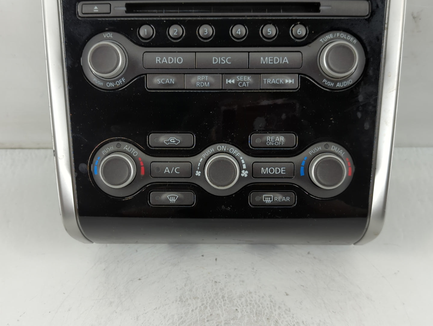 2014 Dodge Caravan Climate Control Module Temperature AC/Heater Replacement P/N:68260 9PJ0A Fits OEM Used Auto Parts - Oemusedautoparts1.com