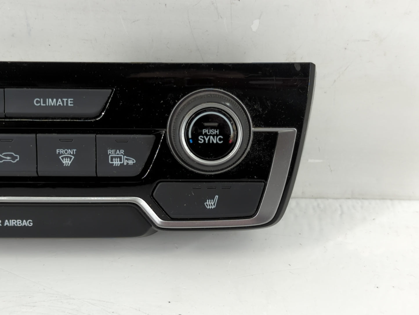 2017-2019 Honda Cr-V Climate Control Module Temperature AC/Heater Replacement P/N:79620TLAA413M1 Fits Fits 2017 2018 2019 OEM Used Auto Parts - Oemusedautoparts1.com