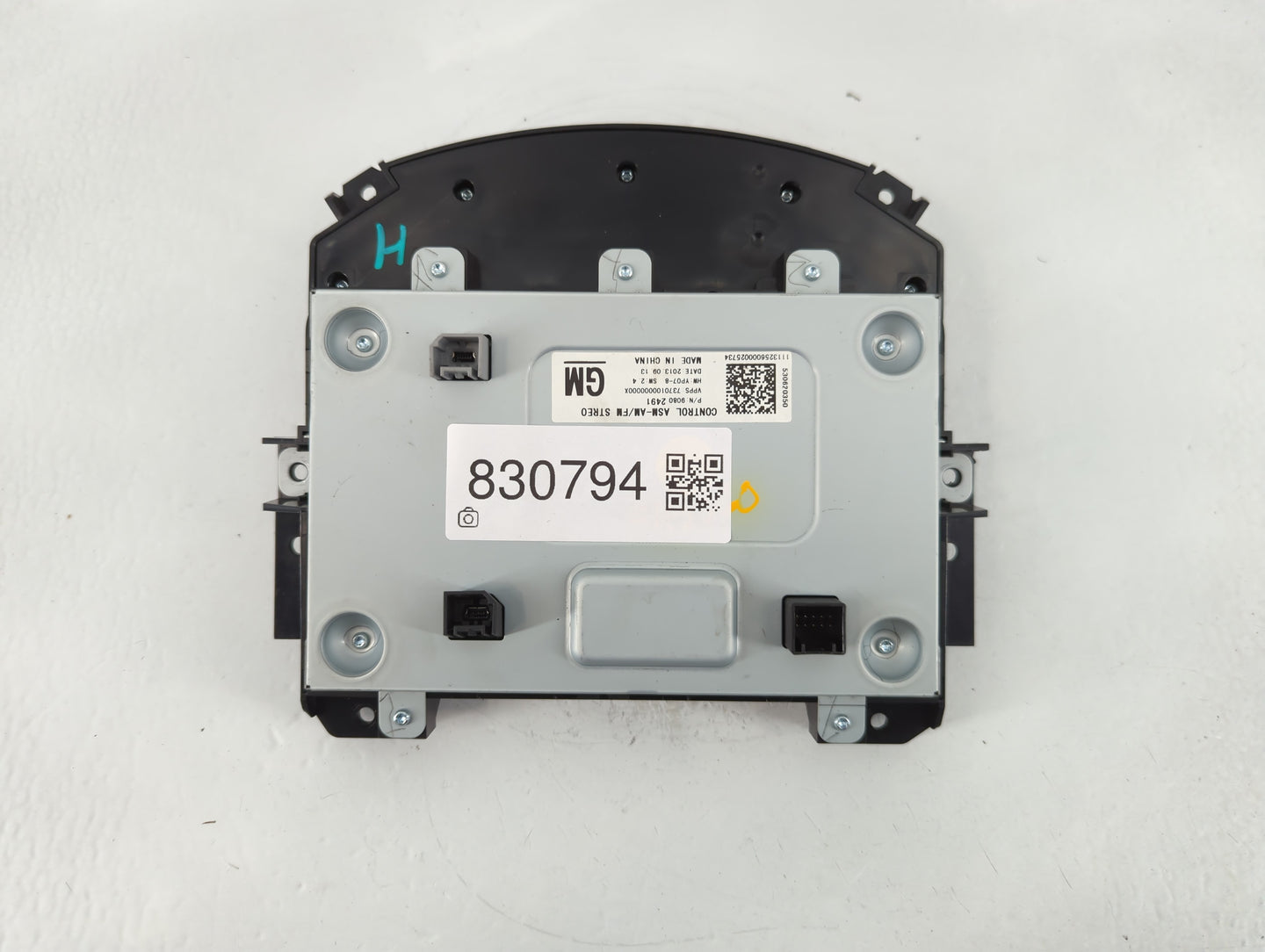2014 Buick Lacrosse Radio AM FM Cd Player Receiver Replacement P/N:90802491 Fits OEM Used Auto Parts - Oemusedautoparts1.com