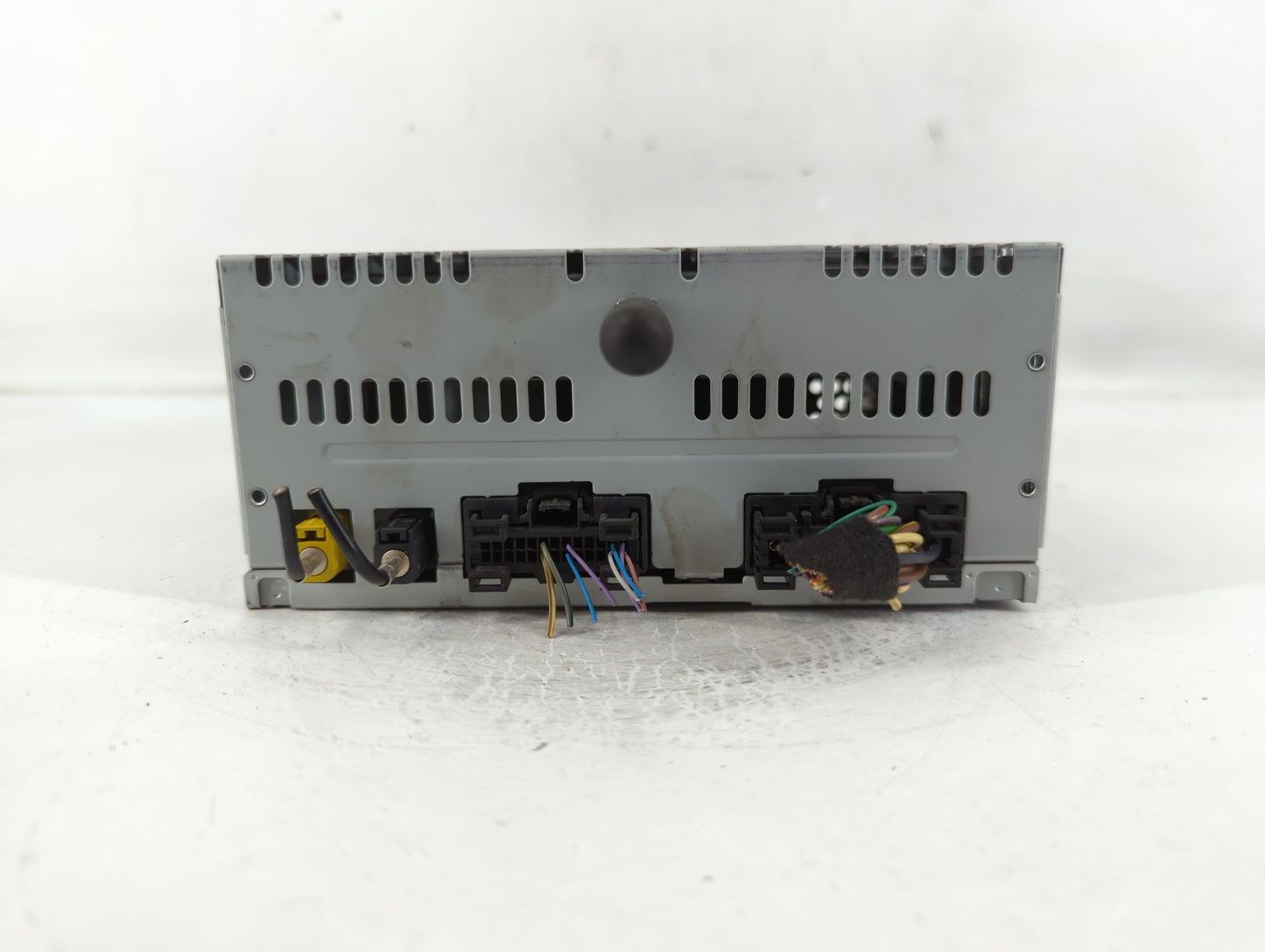 2014-2015 Ford Explorer Radio AM FM Cd Player Receiver Replacement P/N:EB5T-19C107-HA Fits Fits 2014 2015 OEM Used Auto Parts - Oemusedautoparts1.com