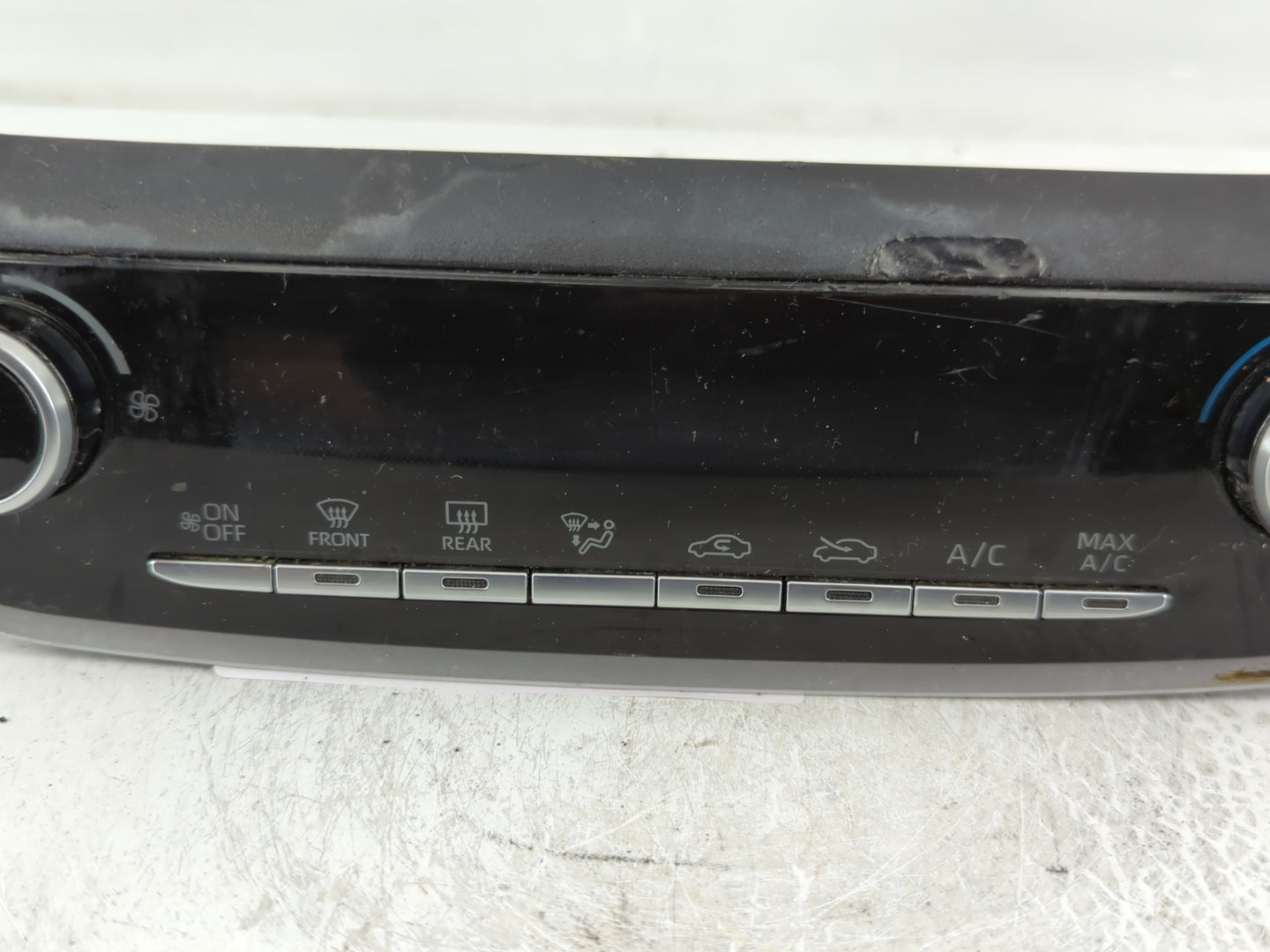 2020 Toyota Corolla Climate Control Module Temperature AC/Heater Replacement P/N:982-1V98 40 55900-02D40, 75K5333>ABS< Fits OEM Used Auto Parts - Oemusedautoparts1.com