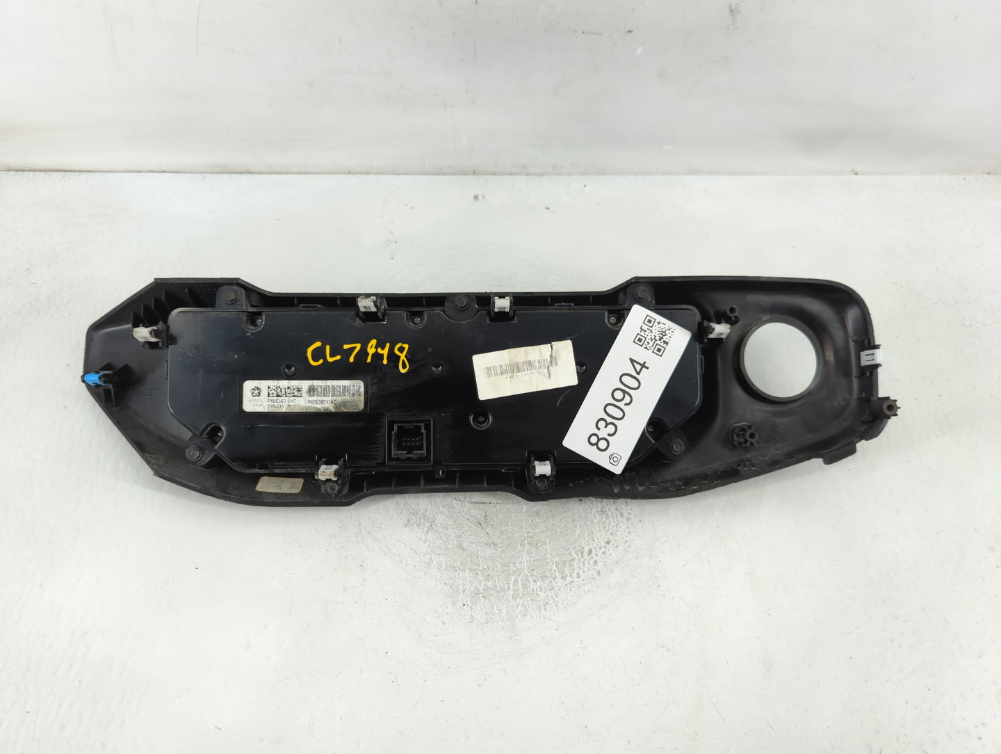 2014-2018 Jeep Wrangler Climate Control Module Temperature AC/Heater Replacement P/N:P6BE36DX0AC Fits OEM Used Auto Parts - Oemusedautoparts1.com