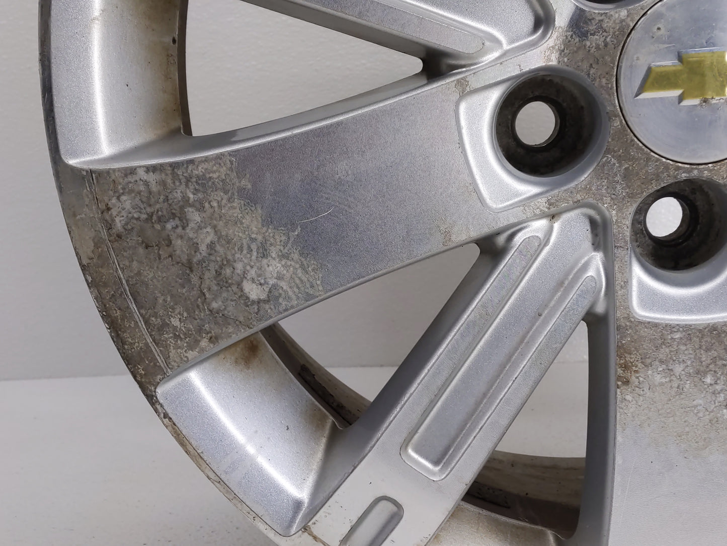 2010-2012 Chevrolet Equinox Oem Wheel Rim - Oemusedautoparts1.com