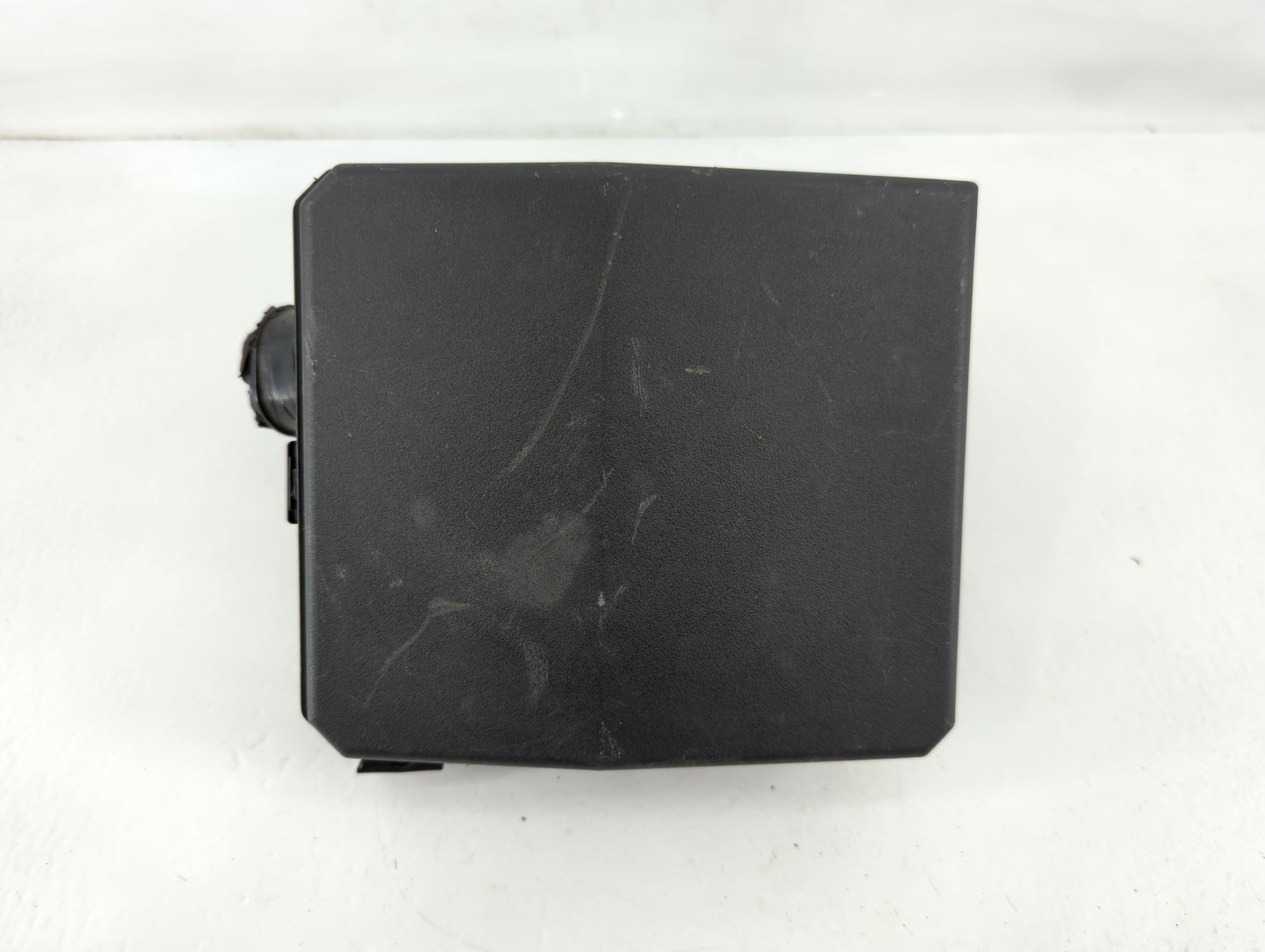 2012-2017 Mitsubishi Outlander Sport Fusebox Fuse Box Panel Relay Module P/N:8565A268 Fits Fits 2012 2013 2014 2015 2016 2017 OEM Used Auto Parts - Oemusedautoparts1.com