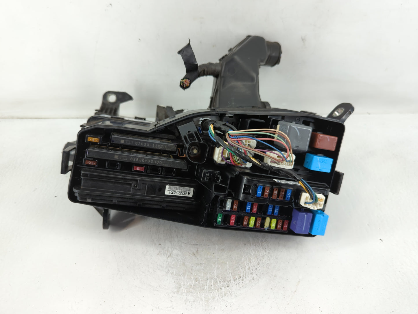 2012-2017 Toyota Camry Fusebox Fuse Box Panel Relay Module P/N:82662-06170 Fits Fits 2012 2013 2014 2015 2016 2017 OEM Used Auto Parts - Oemusedautoparts1.com