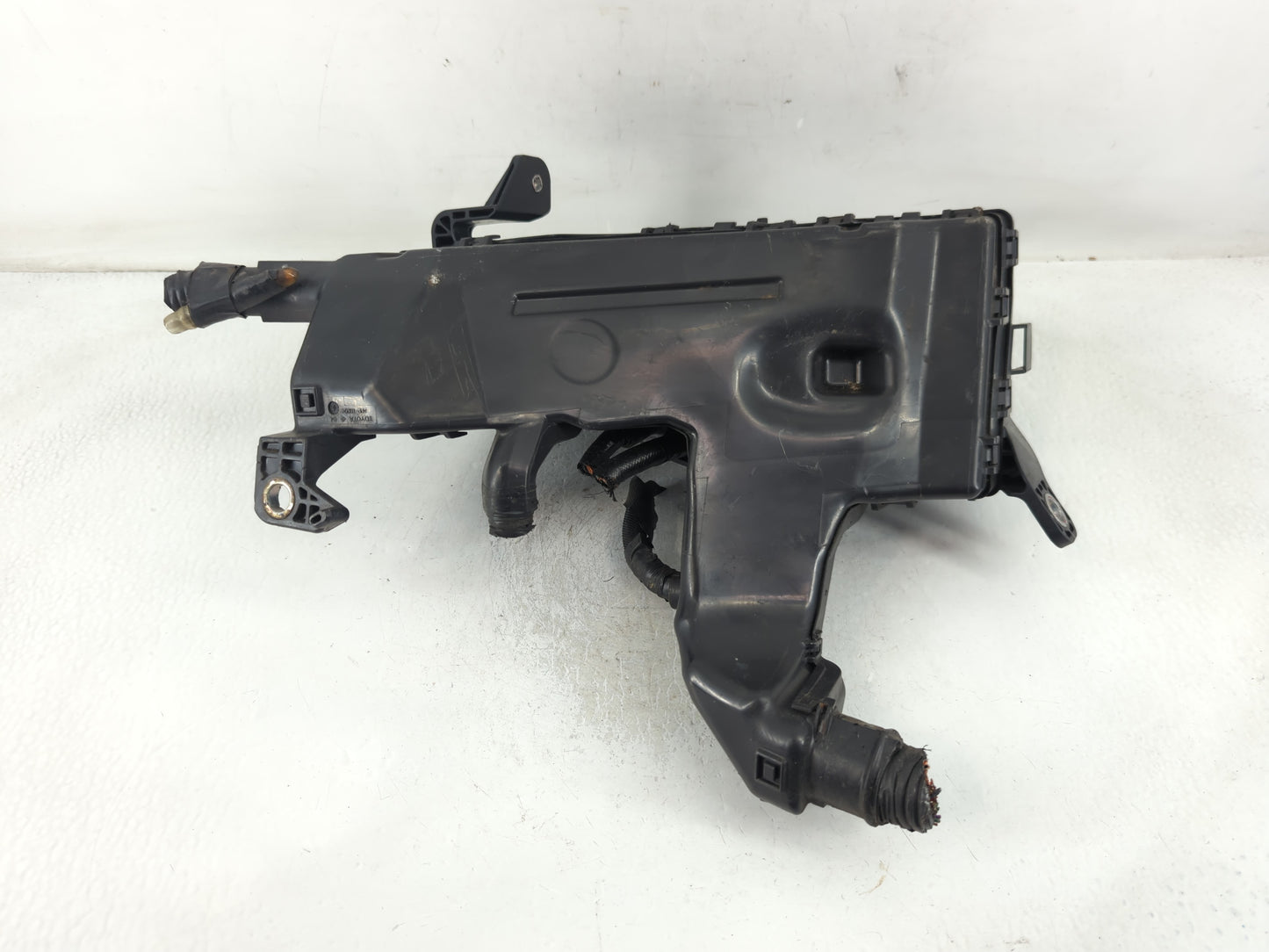 2012-2017 Toyota Camry Fusebox Fuse Box Panel Relay Module Fits Fits 2012 2013 2014 2015 2016 2017 OEM Used Auto Parts - Oemusedautoparts1.com