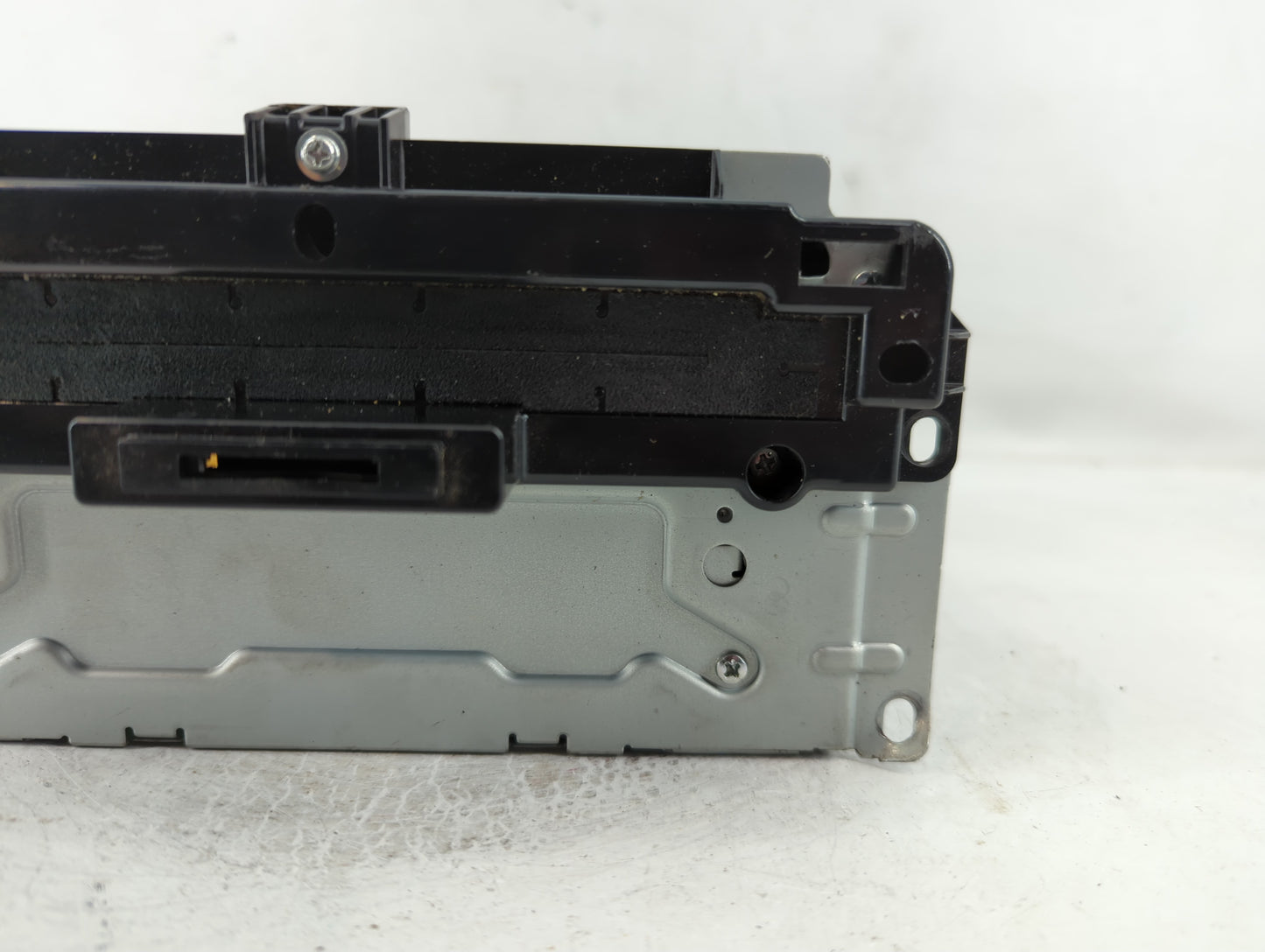 2015 Dodge Journey Radio AM FM Cd Player Receiver Replacement P/N:P68240129AA Fits OEM Used Auto Parts - Oemusedautoparts1.com