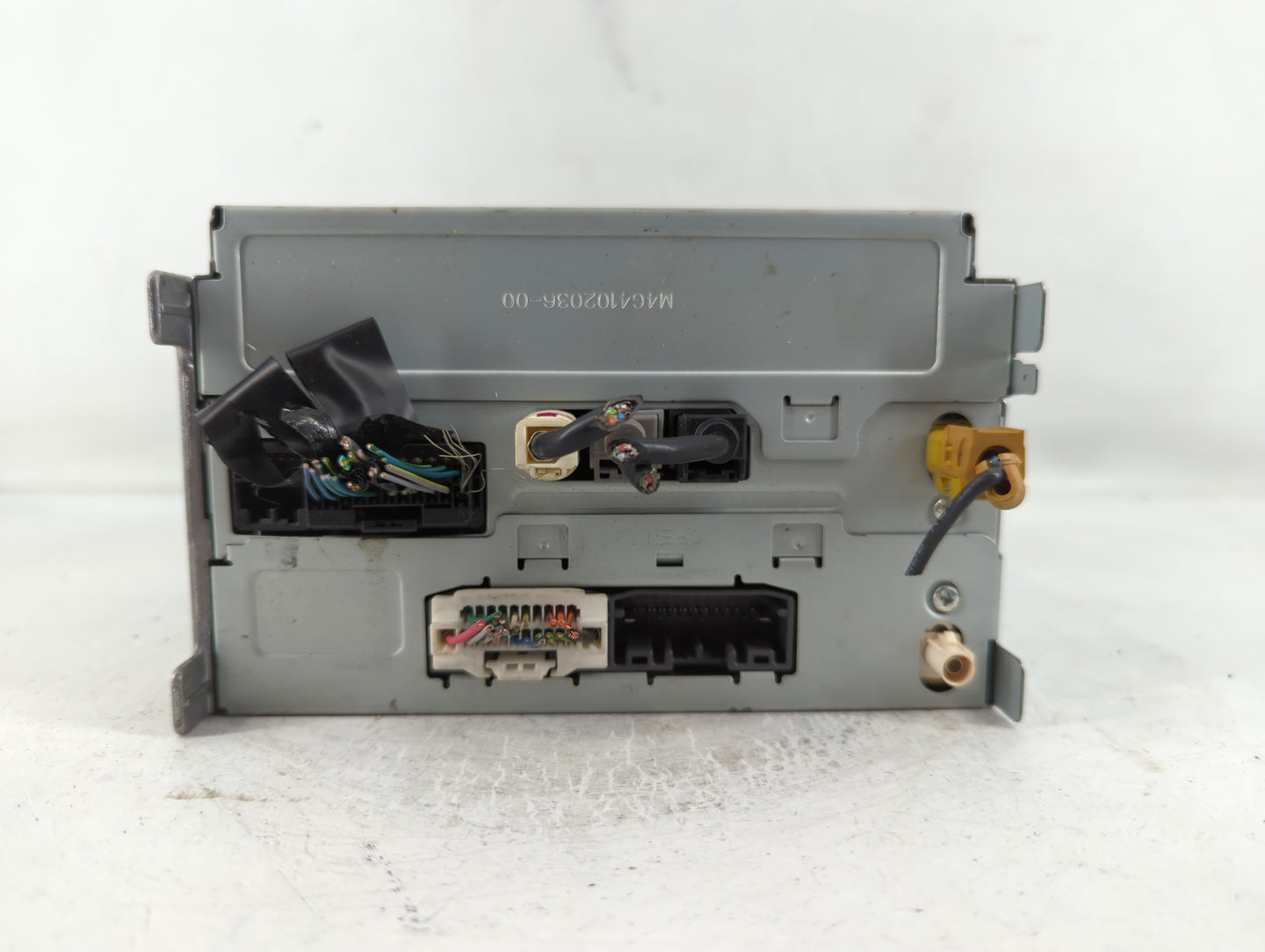 2015 Dodge Journey Radio AM FM Cd Player Receiver Replacement P/N:P68240129AA Fits OEM Used Auto Parts - Oemusedautoparts1.com