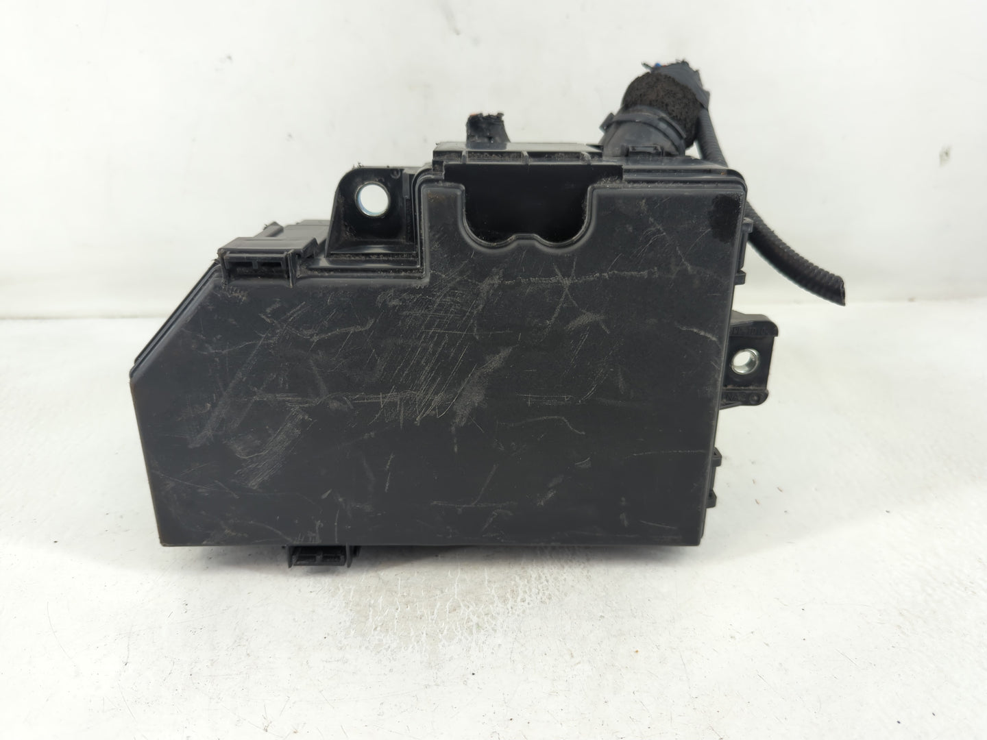 2023 Honda Hr-V Fusebox Fuse Box Panel Relay Module P/N:3V0-A0 Fits OEM Used Auto Parts - Oemusedautoparts1.com