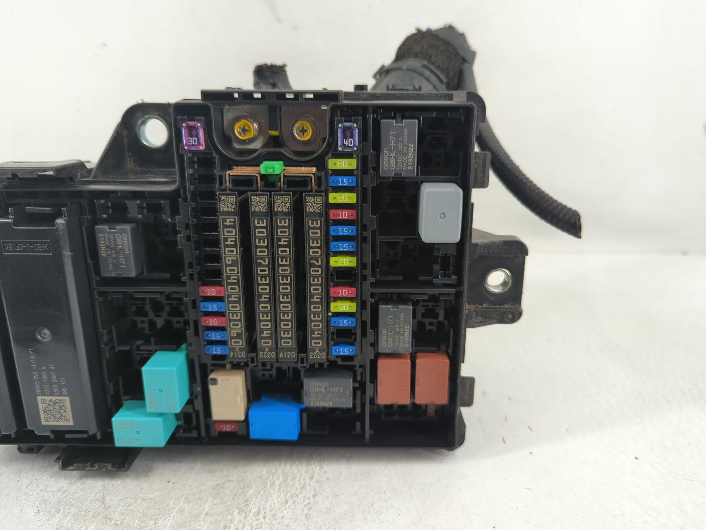 2023 Honda Hr-V Fusebox Fuse Box Panel Relay Module P/N:3V0-A0 Fits OEM Used Auto Parts - Oemusedautoparts1.com