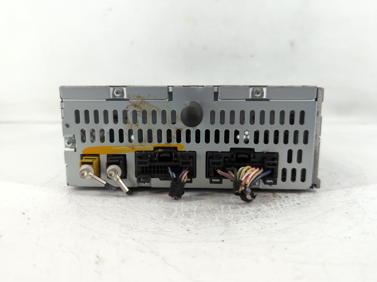 2013-2015 Ford Edge Radio AM FM Cd Player Receiver Replacement P/N:DT4T-19C107-BB ET4T19C107JA Fits Fits 2013 2014 2015 OEM Used Auto Parts - Oemusedautoparts1.com