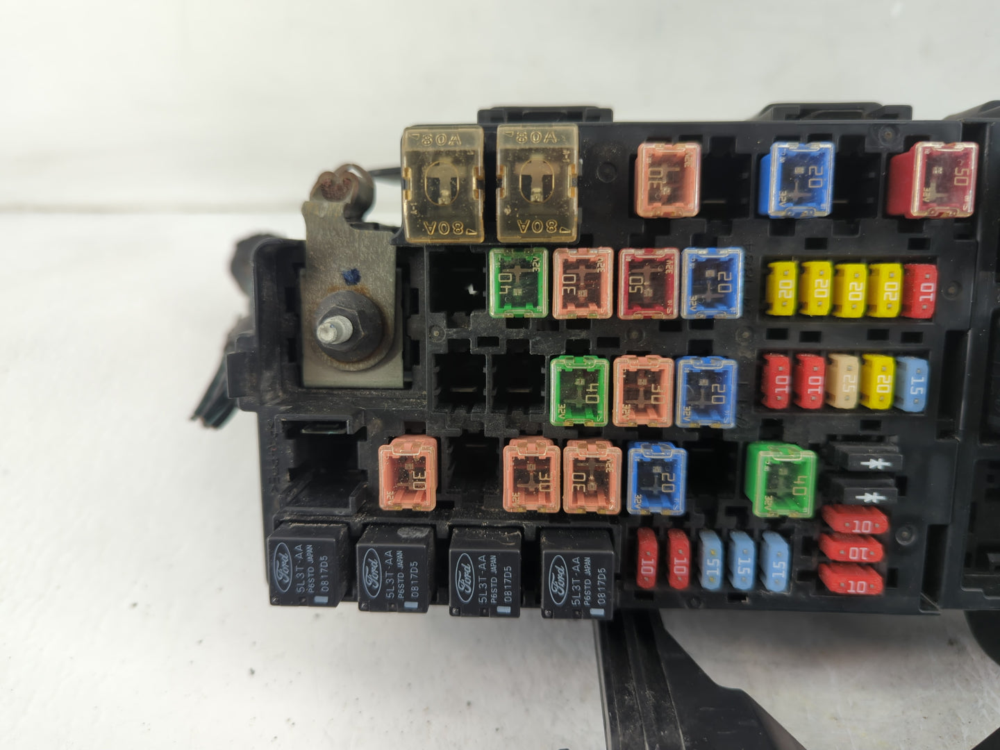2008-2009 Ford Taurus X Fusebox Fuse Box Panel Relay Module P/N:8G1T-14A003-AC Fits Fits 2008 2009 OEM Used Auto Parts - Oemusedautoparts1.com