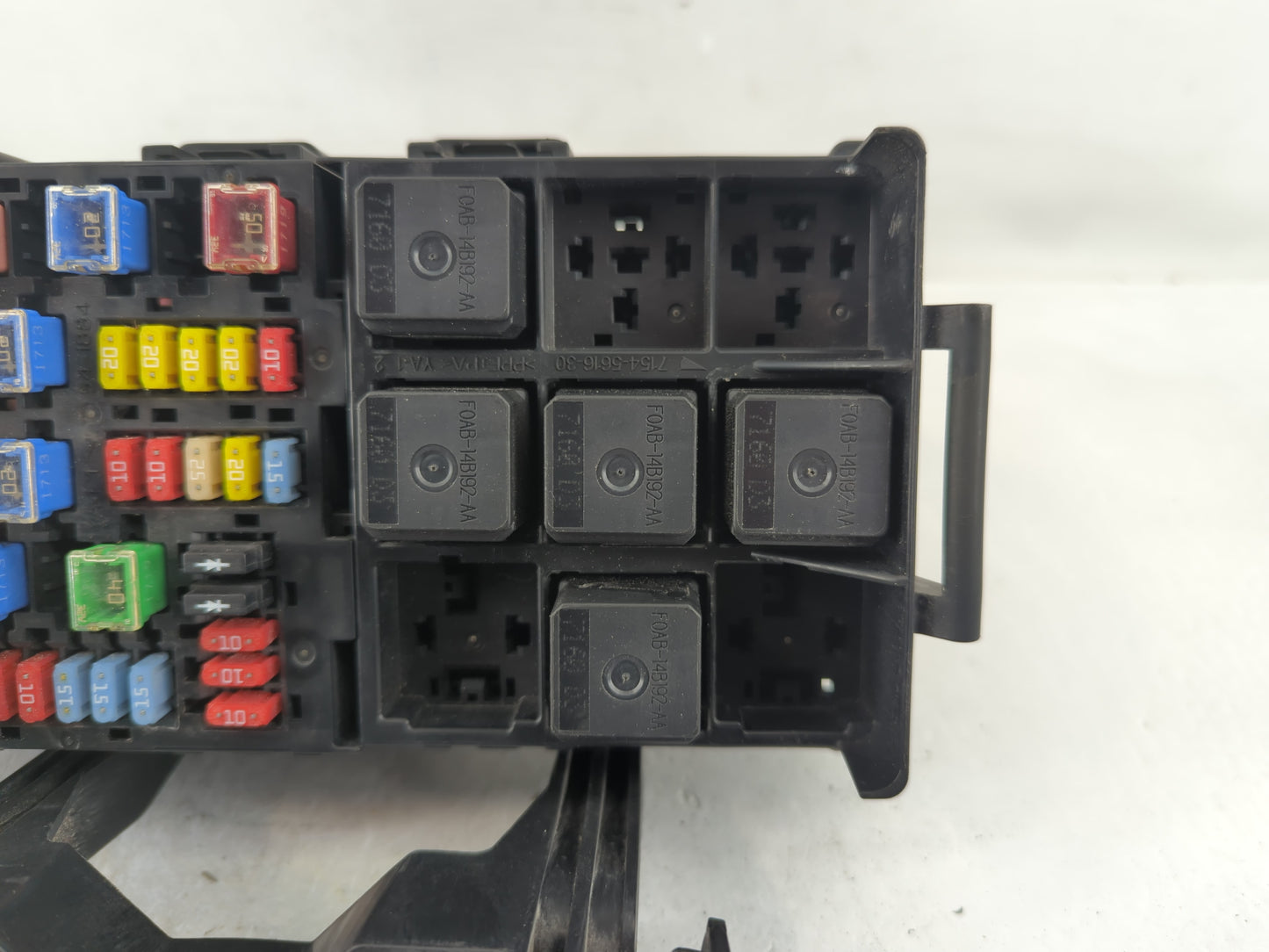 2008-2009 Ford Taurus X Fusebox Fuse Box Panel Relay Module P/N:8G1T-14A003-AC Fits Fits 2008 2009 OEM Used Auto Parts - Oemusedautoparts1.com