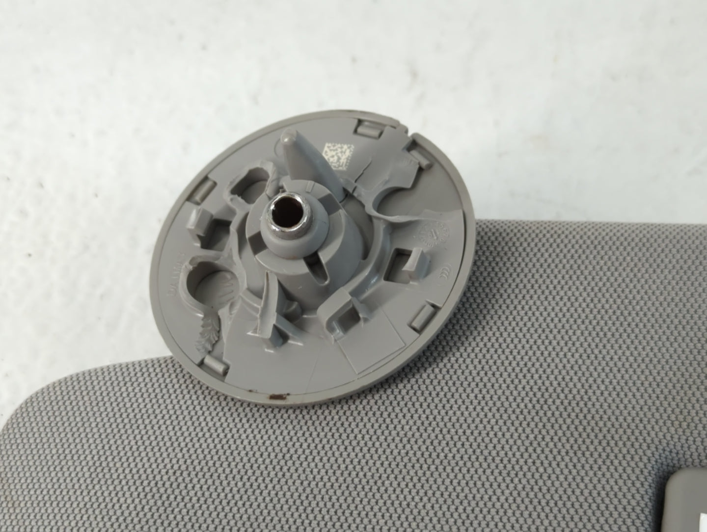 2017-2020 Chevrolet Trax Sun Visor Shade Replacement Driver Left Mirror Fits Fits 2017 2018 2019 2020 OEM Used Auto Parts - Oemusedautoparts1.com