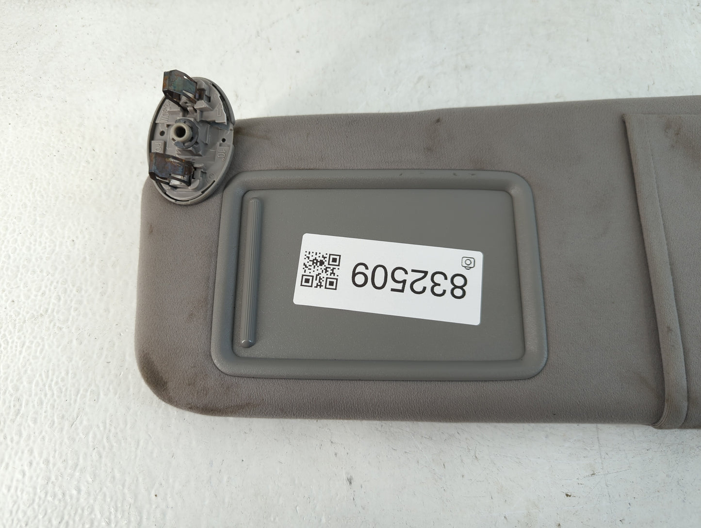 2007-2011 Toyota Camry Sun Visor Shade Replacement Driver Left Mirror Fits Fits 2007 2008 2009 2010 2011 OEM Used Auto Parts - Oemusedautoparts1.com
