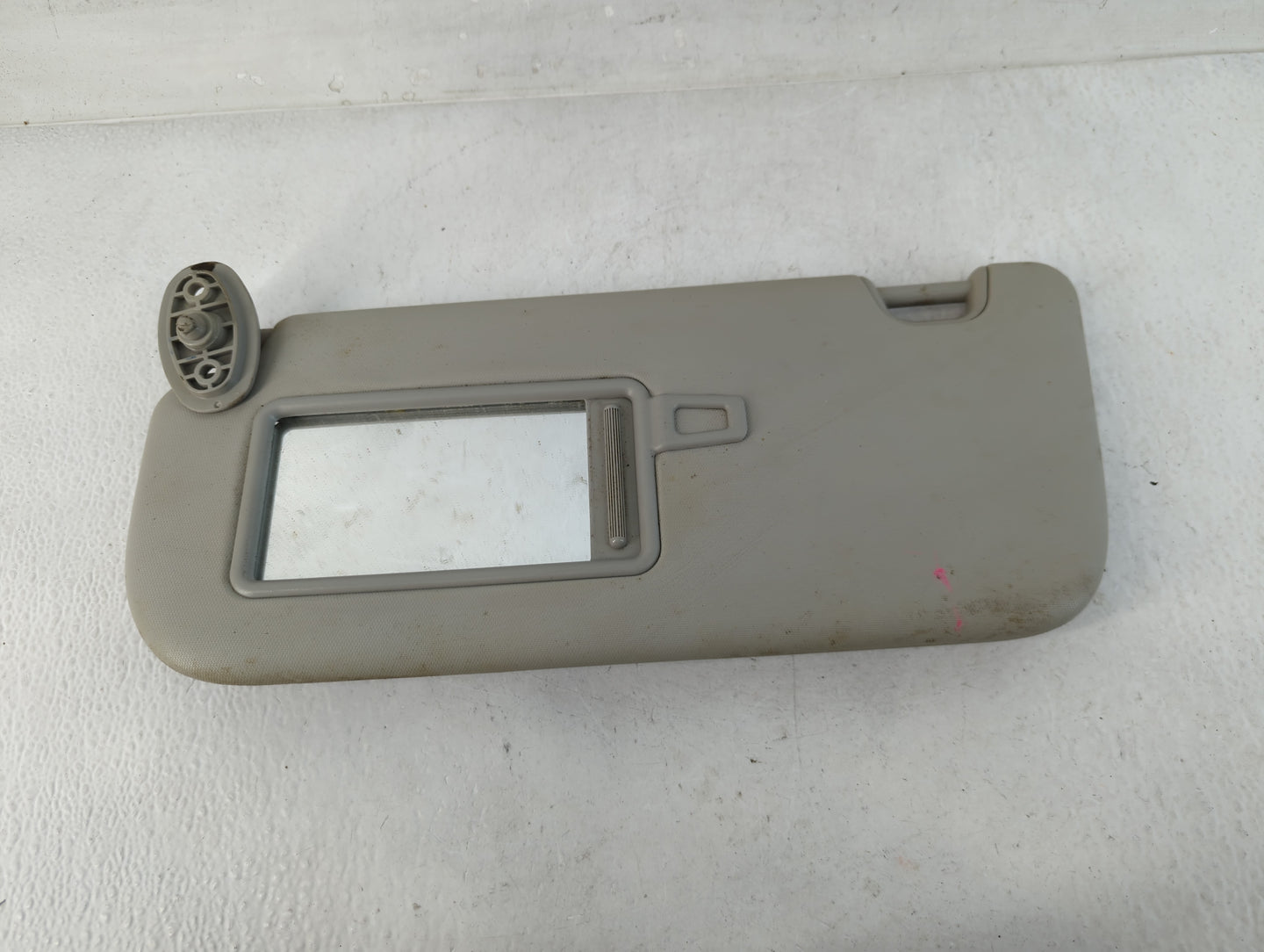 2014-2019 Kia Soul Sun Visor Shade Replacement Passenger Right Mirror Fits Fits 2014 2015 2016 2017 2018 2019 OEM Used Auto Parts - Oemusedautoparts1.com
