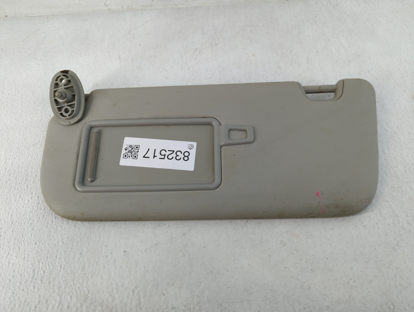 2014-2019 Kia Soul Sun Visor Shade Replacement Passenger Right Mirror Fits Fits 2014 2015 2016 2017 2018 2019 OEM Used Auto Parts - Oemusedautoparts1.com