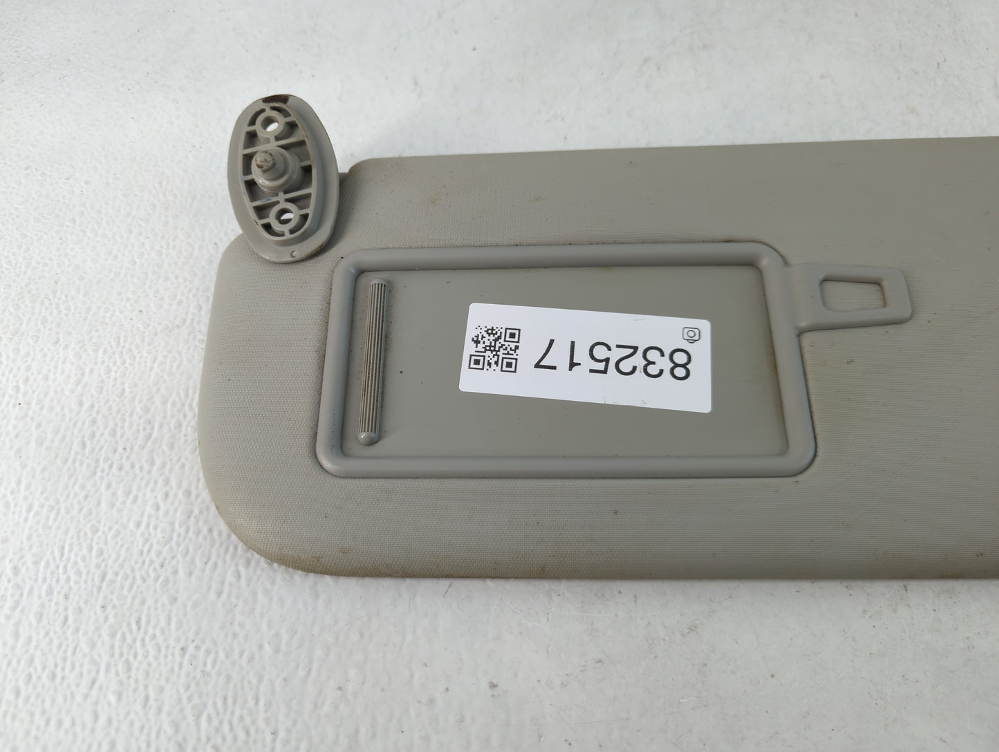 2014-2019 Kia Soul Sun Visor Shade Replacement Passenger Right Mirror Fits Fits 2014 2015 2016 2017 2018 2019 OEM Used Auto Parts - Oemusedautoparts1.com