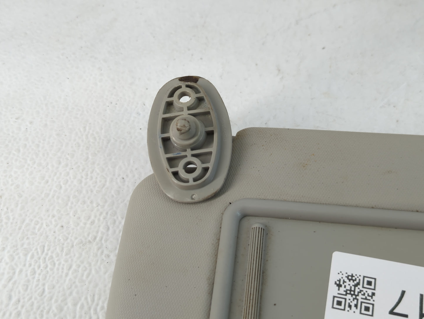 2014-2019 Kia Soul Sun Visor Shade Replacement Passenger Right Mirror Fits Fits 2014 2015 2016 2017 2018 2019 OEM Used Auto Parts - Oemusedautoparts1.com