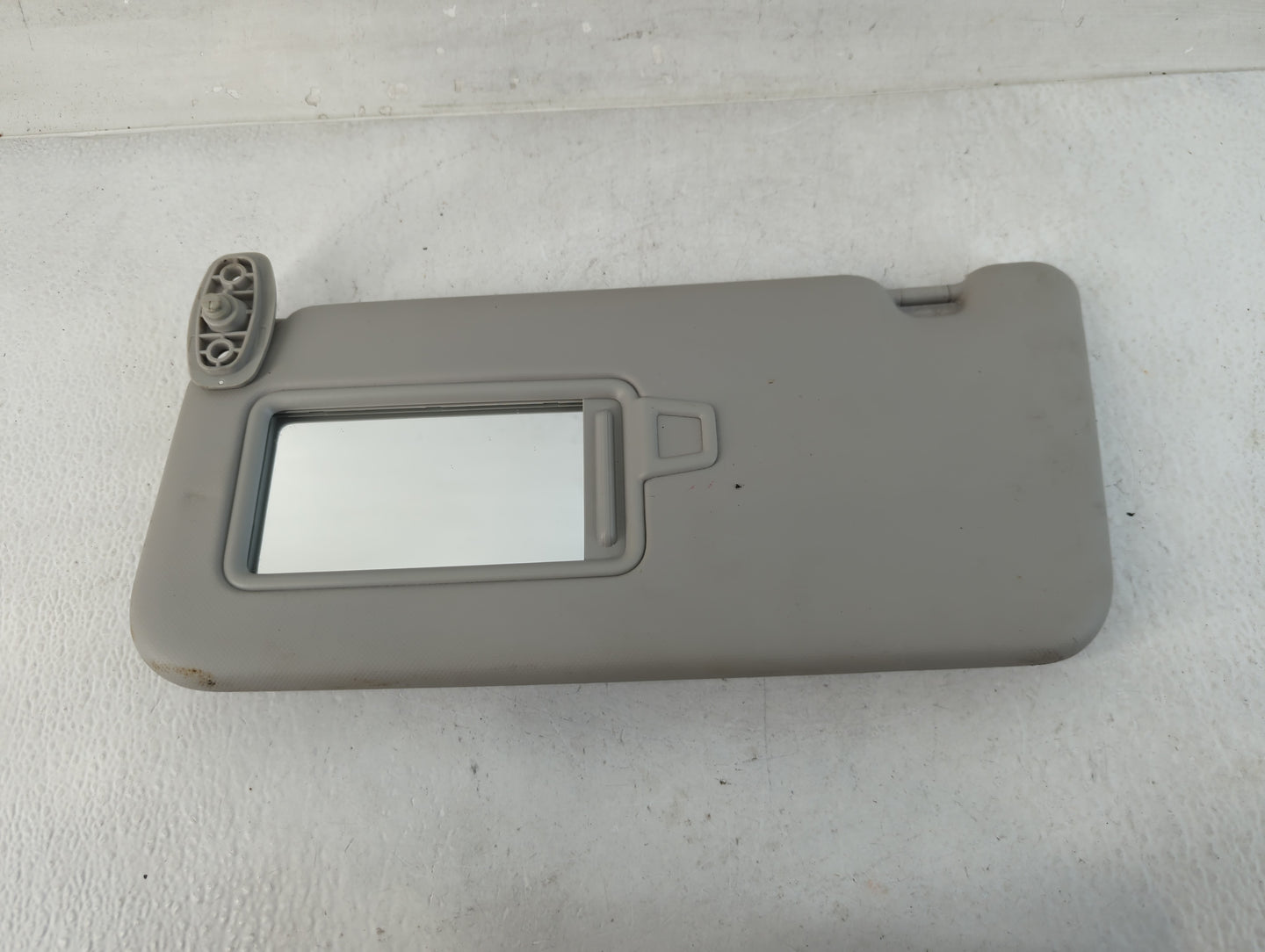 2020-2021 Kia Soul Sun Visor Shade Replacement Driver Left Mirror Fits Fits 2020 2021 OEM Used Auto Parts - Oemusedautoparts1.com