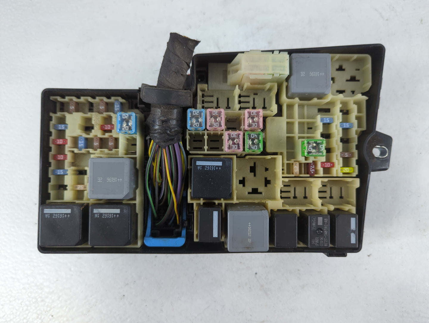 2016 Ford Transit Connect Fusebox Fuse Box Panel Relay Module P/N:E02345500 AV6T-14A067-AD Fits OEM Used Auto Parts - Oemusedautoparts1.com