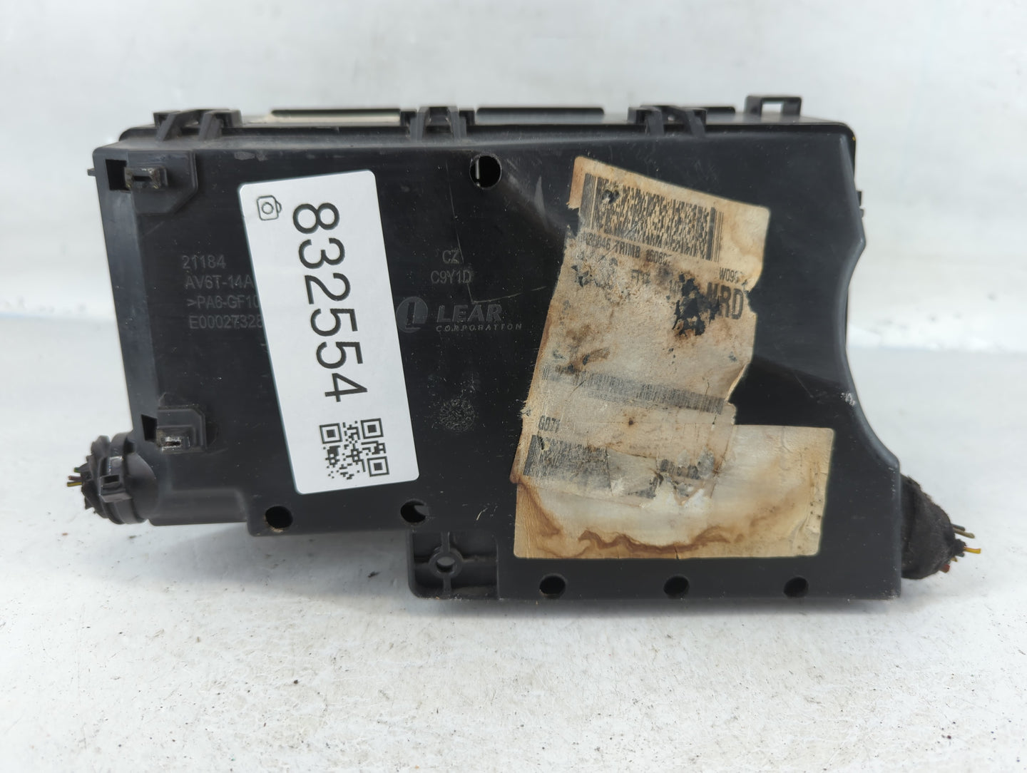 2016 Ford Transit Connect Fusebox Fuse Box Panel Relay Module P/N:E02345500 AV6T-14A067-AD Fits OEM Used Auto Parts - Oemusedautoparts1.com