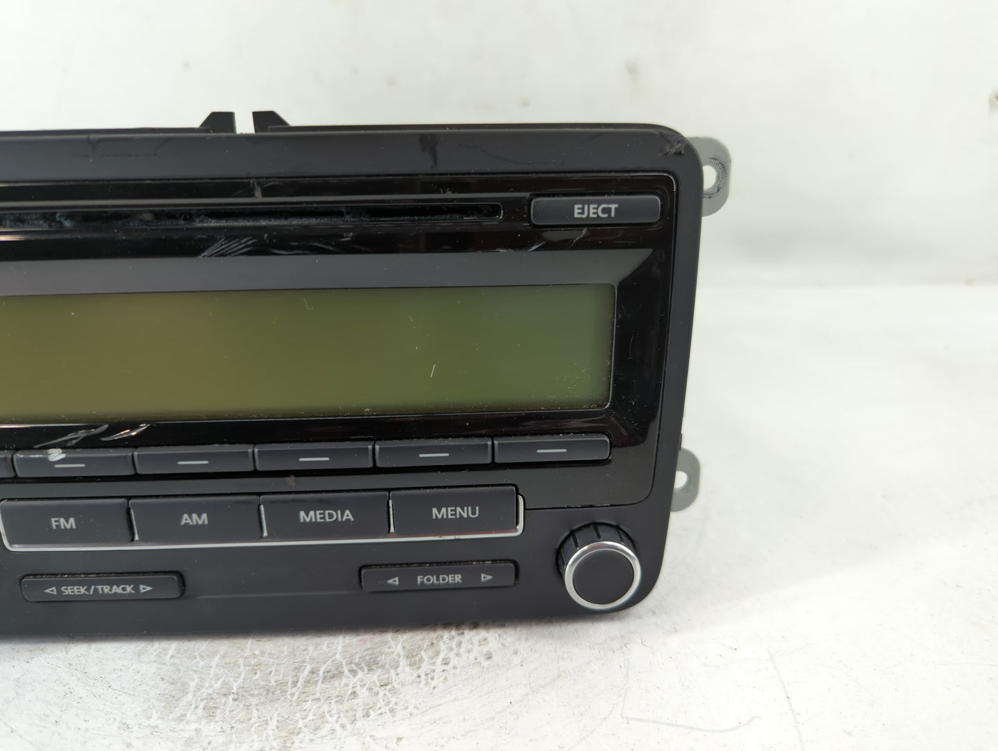 2009-2017 Volkswagen Tiguan Radio AM FM Cd Player Receiver Replacement P/N:5N0 035 164 A Fits OEM Used Auto Parts - Oemusedautoparts1.com