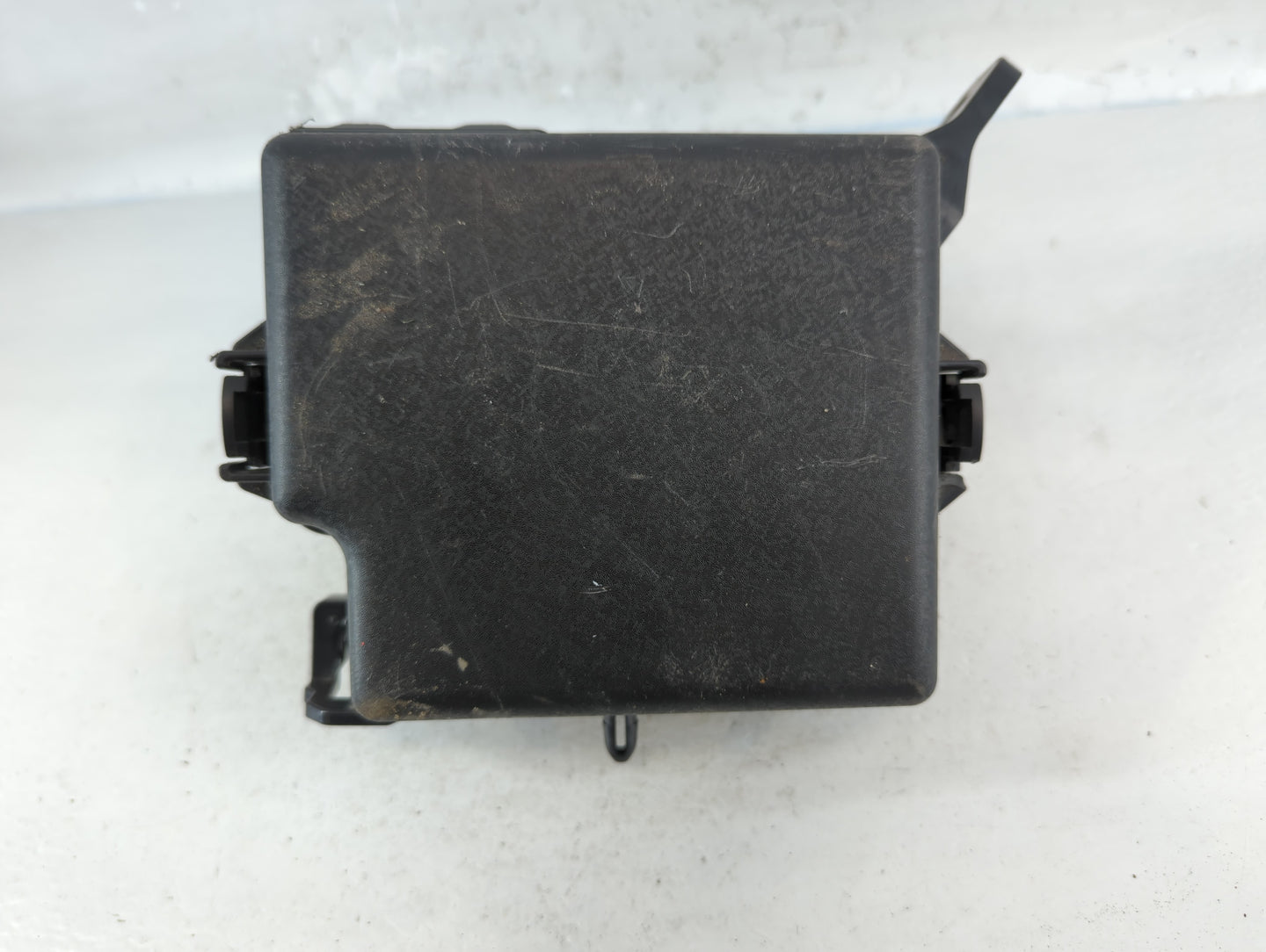 2017-2019 Kia Soul Fusebox Fuse Box Panel Relay Module P/N:91950-B2330 Fits Fits 2017 2018 2019 OEM Used Auto Parts - Oemusedautoparts1.com