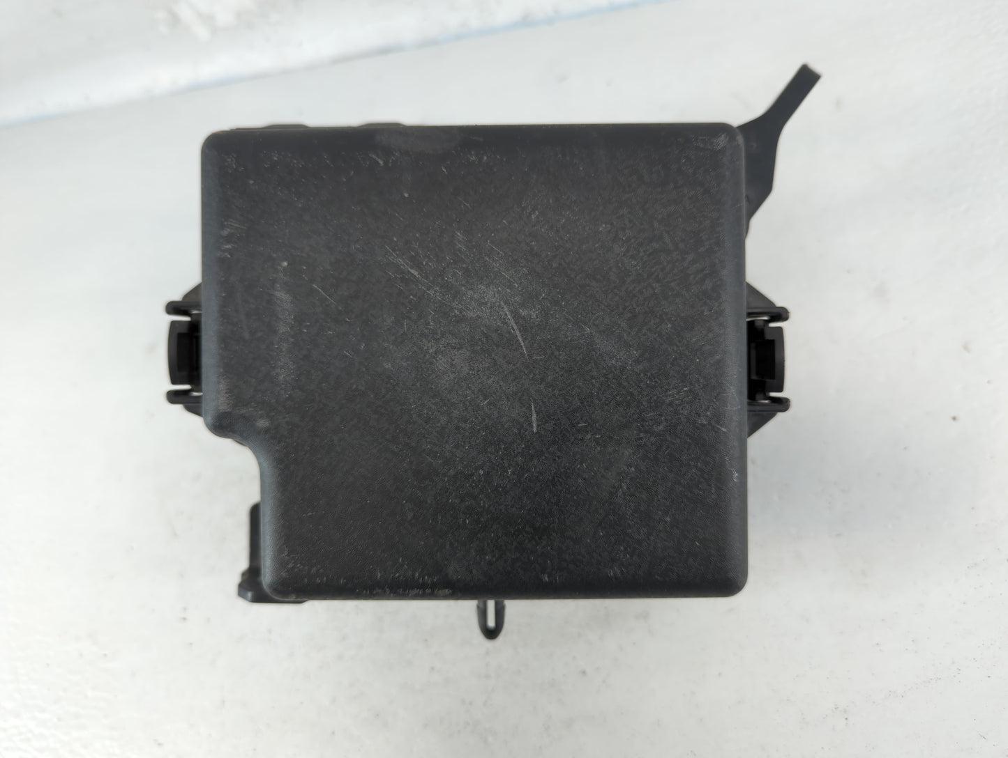 2017-2019 Kia Soul Fusebox Fuse Box Panel Relay Module P/N:91950-B2330 Fits Fits 2017 2018 2019 OEM Used Auto Parts - Oemusedautoparts1.com
