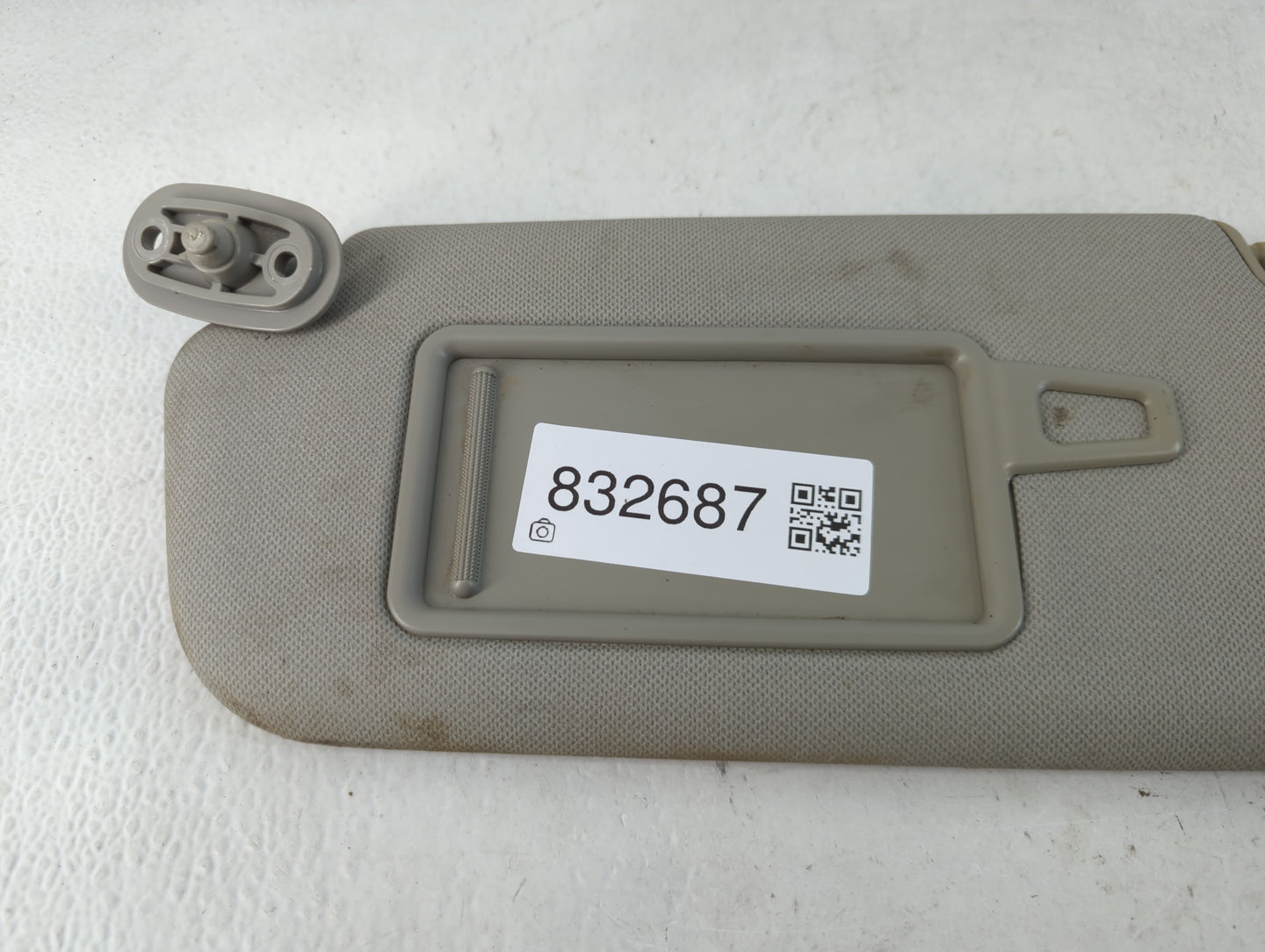 2014-2016 Kia Forte Sun Visor Shade Replacement Driver Left Mirror Fits Fits 2014 2015 2016 OEM Used Auto Parts - Oemusedautoparts1.com