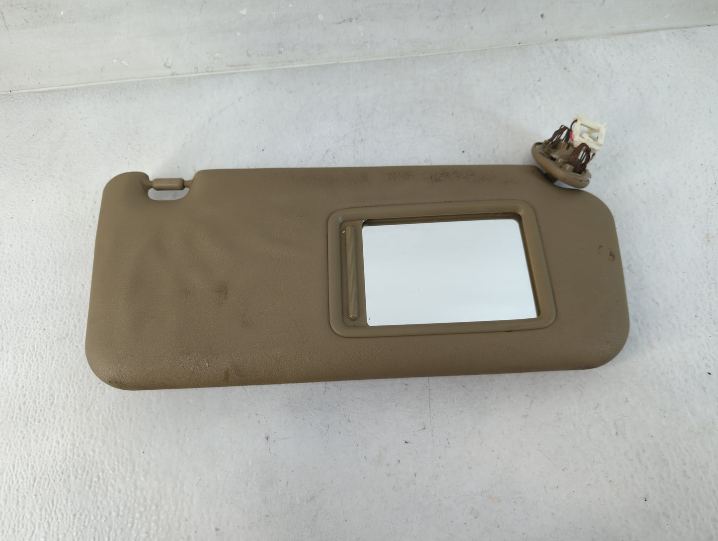 2006-2009 Toyota Rav4 Sun Visor Shade Replacement Passenger Right Mirror Fits Fits 2006 2007 2008 2009 OEM Used Auto Parts - Oemusedautoparts1.com